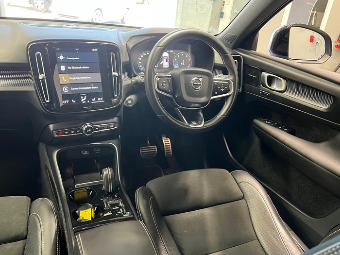 2019 Volvo XC40 T5 R-Design