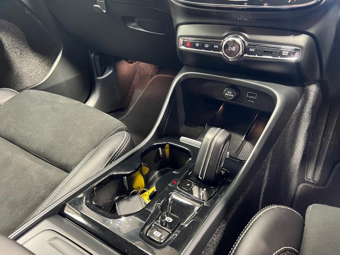 2019 Volvo XC40 T5 R-Design MY19 AWD Bursting Blue