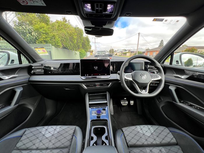 2025 Volkswagen Tiguan 150TSI R-Line