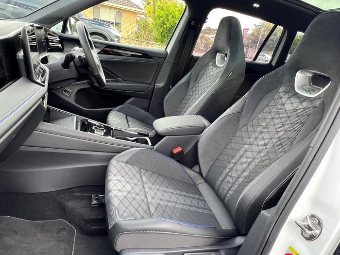 2025 Volkswagen Tiguan 150TSI R-Line