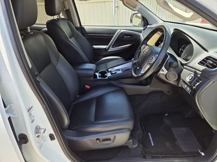 2020 Mitsubishi Pajero Sport