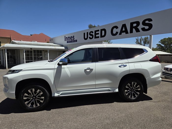 2020 Mitsubishi Pajero Sport