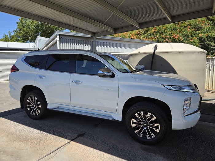 2020 Mitsubishi Pajero Sport