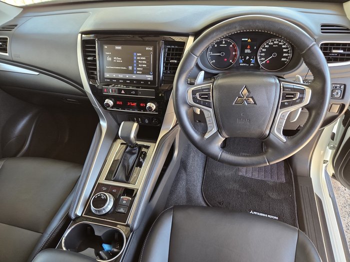 2020 Mitsubishi Pajero Sport