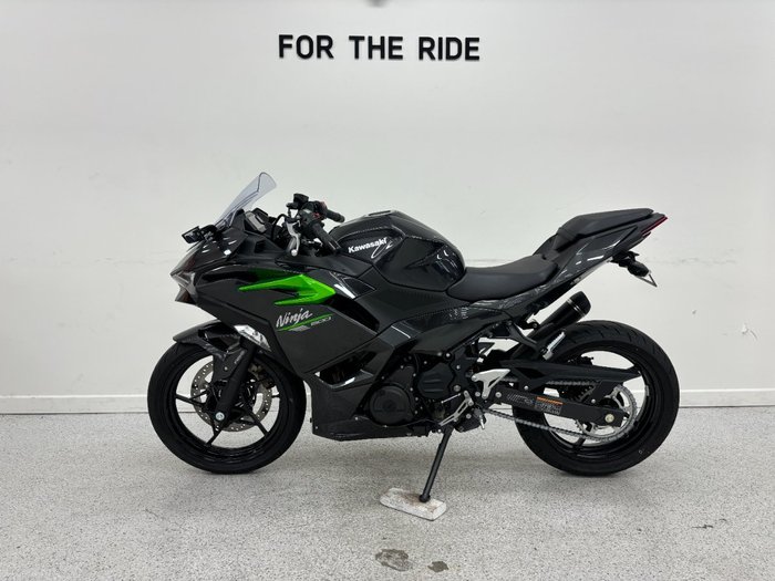 2025 Kawasaki NINJA 500 Black