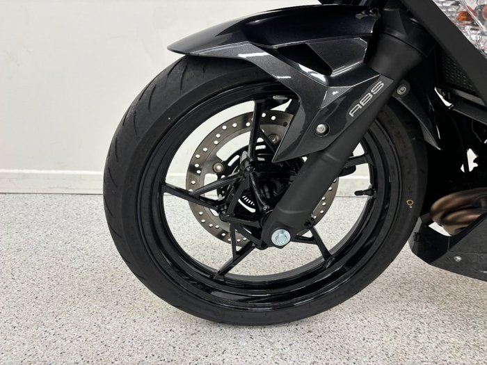 2025 Kawasaki NINJA 500 Black