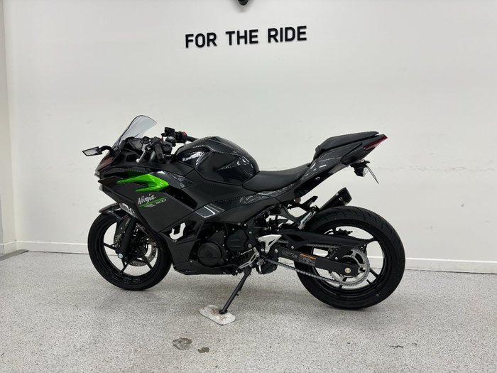 2025 Kawasaki NINJA 500 Black