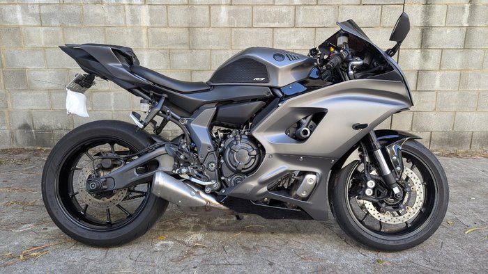 2024 Yamaha YZF-R7LA Grey