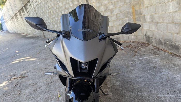 2024 Yamaha YZF-R7LA Grey