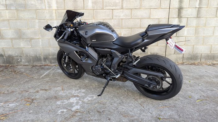 2024 Yamaha YZF-R7LA Grey