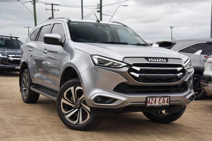 2022 Isuzu MU-X LS-T