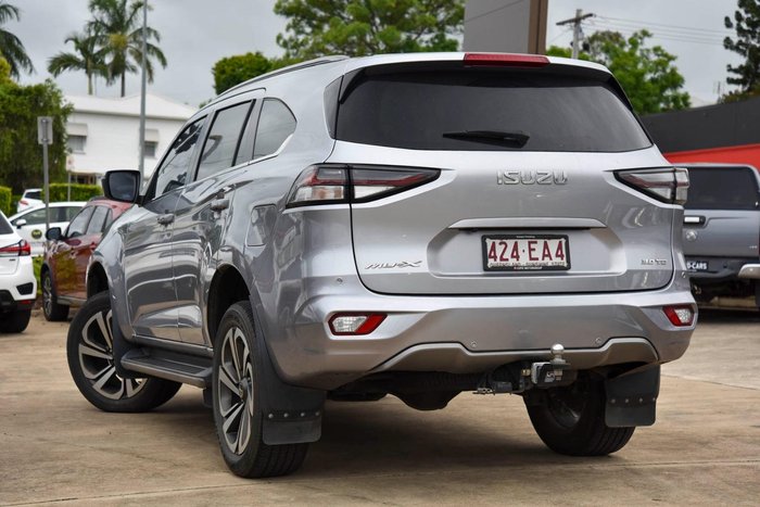 2022 Isuzu MU-X LS-T
