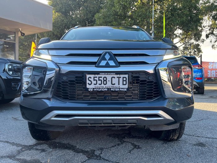 2022 Mitsubishi Pajero Sport Exceed