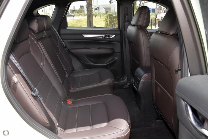 2025 Mazda CX-5 G25 Akera