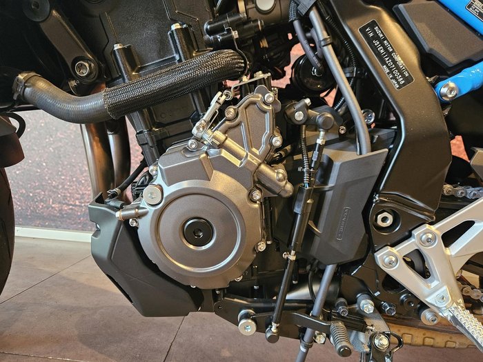 2025 Suzuki GSX-8S GSX-S Black