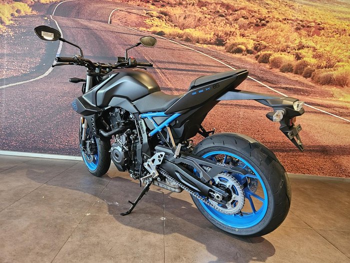 2025 Suzuki GSX-8S GSX-S Black