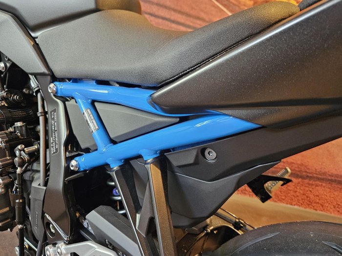 2025 Suzuki GSX-8S GSX-S Black