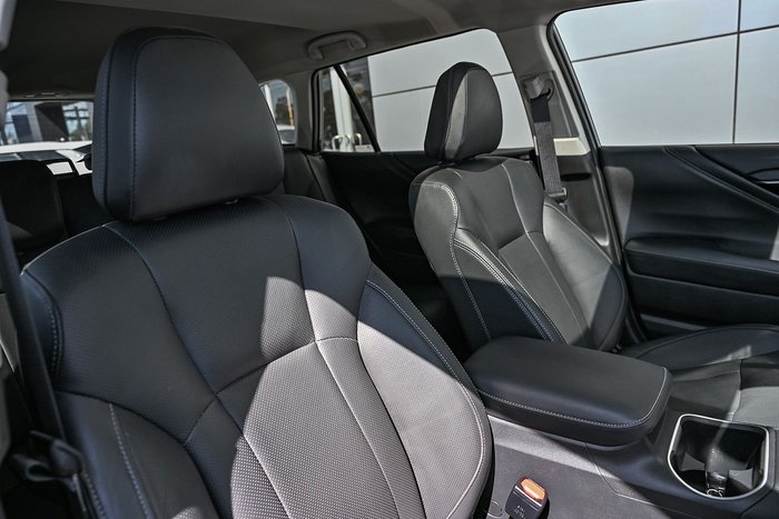 2025 Subaru Outback AWD Touring XT