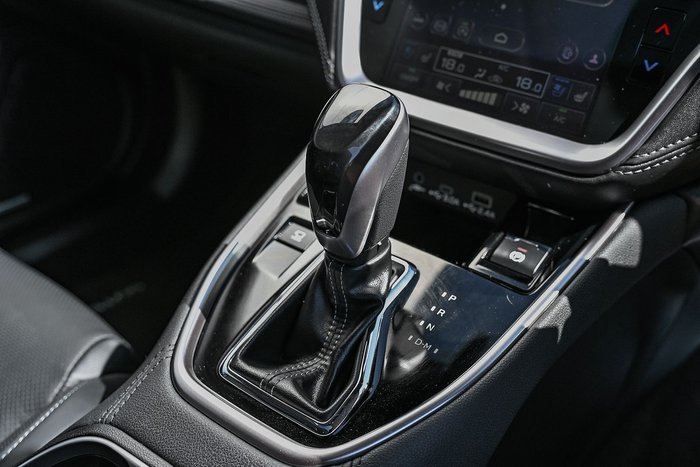 2025 Subaru Outback AWD Touring XT