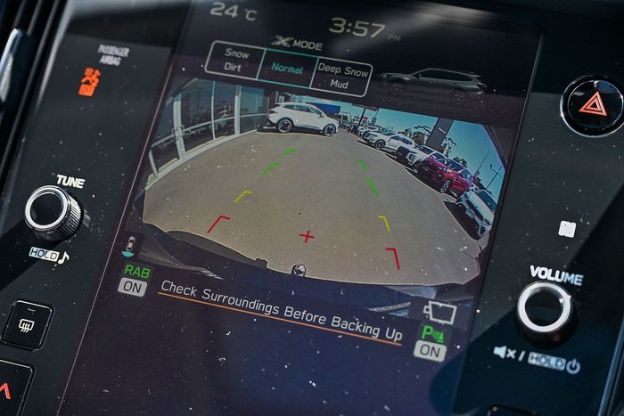 2025 Subaru Outback AWD Touring XT