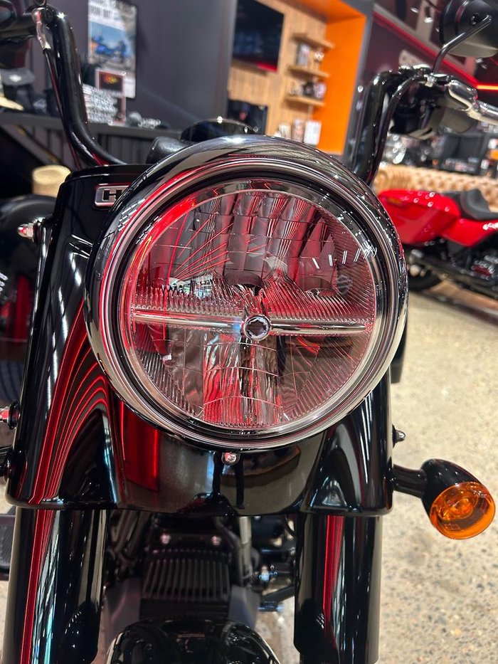 2025 Harley-Davidson Freewheeler 114 (FLRT) Freewheeler Black