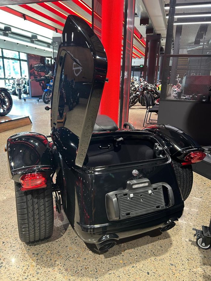 2025 Harley-Davidson Freewheeler 114 (FLRT) Freewheeler Black