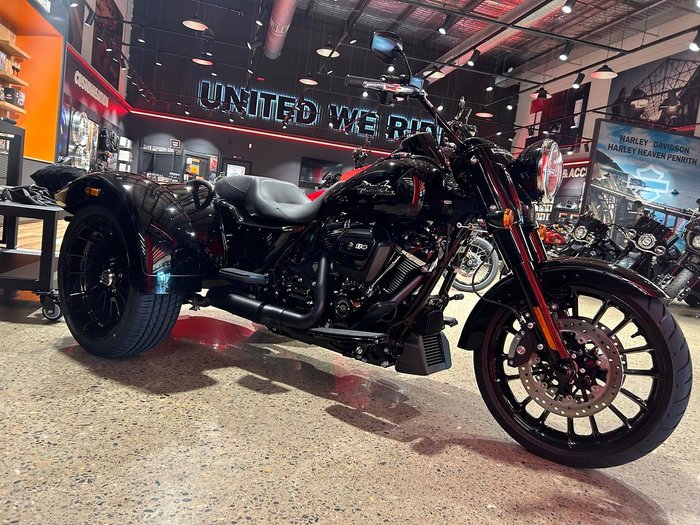 2025 Harley-Davidson Freewheeler 114 (FLRT) Freewheeler Black