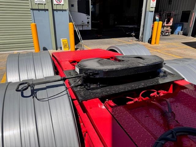 2006 Vawdrey St3 Lead A 12 Pallet Refrigerated Wingliner