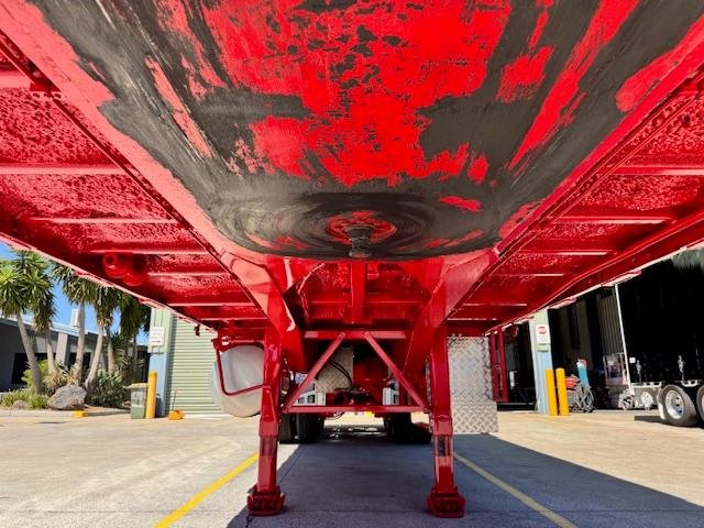 2006 Vawdrey St3 Lead A 12 Pallet Refrigerated Wingliner