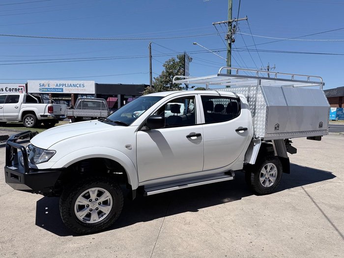 2015 Mitsubishi Triton GLX MN MY15 4X4 Dual Range White