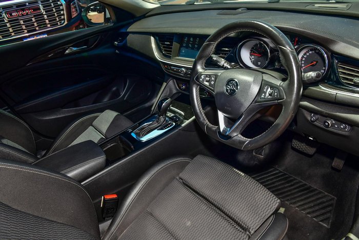 2019 Holden Commodore RS