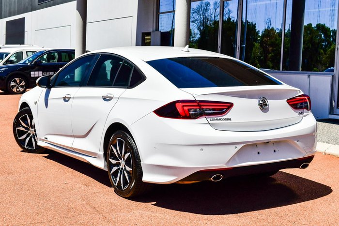 2019 Holden Commodore RS