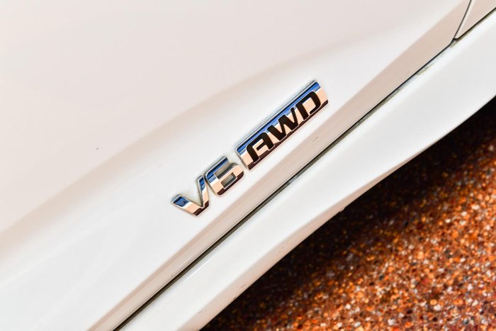 2019 Holden Commodore RS