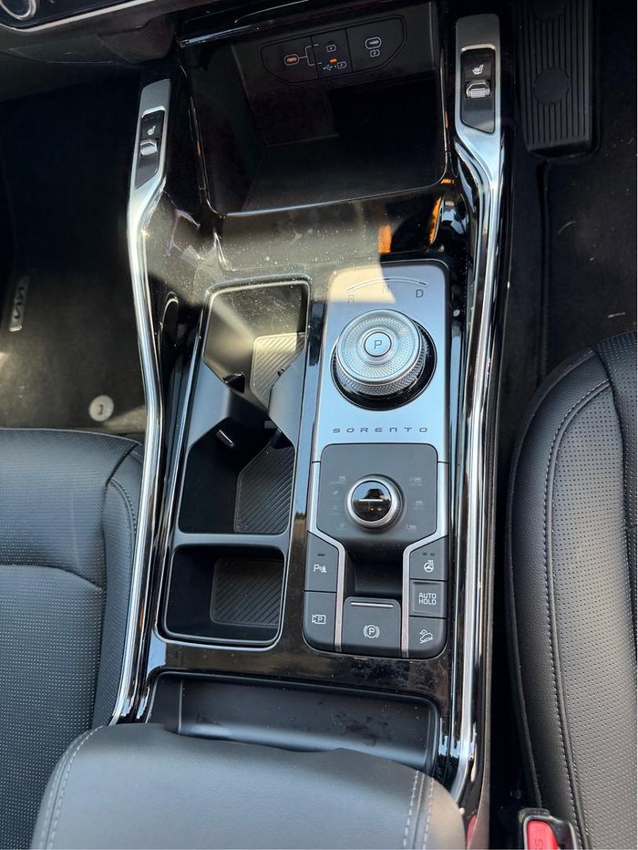 2024 Kia Sorento Sport