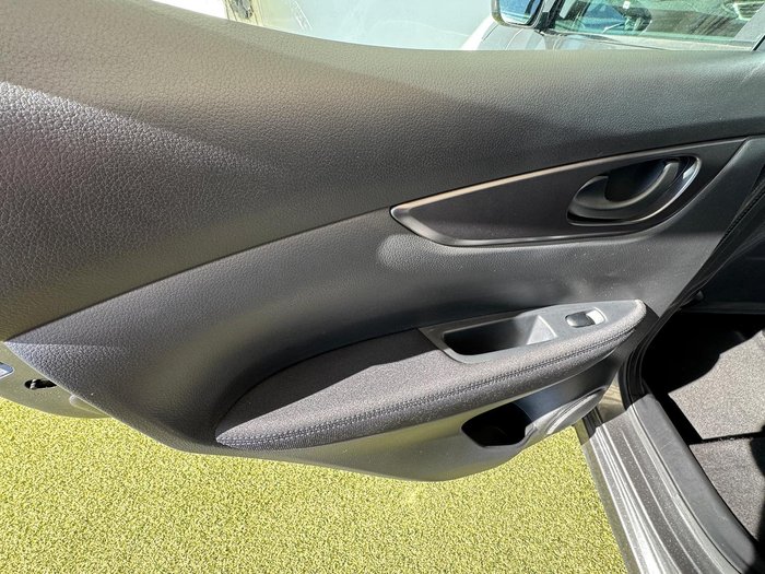 2016 Nissan QASHQAI ST