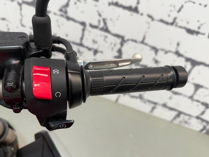 2019 Honda CB650R CB Red