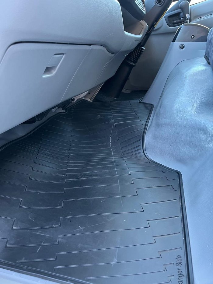 2025 Hino 616 - 300 Series RUNOUT 2025 STOCK, CAR LICENCE PANTECH White