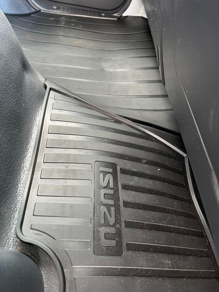 2025 Isuzu F Series FRR110-240 White