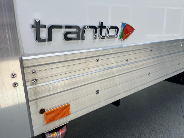 2025 Isuzu F Series FRR110-240 White