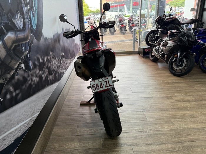 2022 GASGAS SM700 RED