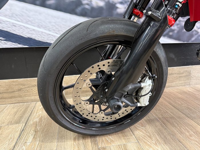 2022 GASGAS SM700 RED