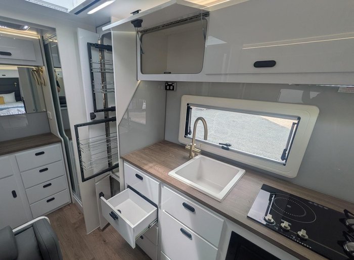 2026 JB Caravans Gator X (18'6)