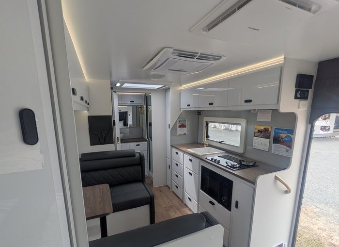 2026 JB Caravans Gator X (18'6)