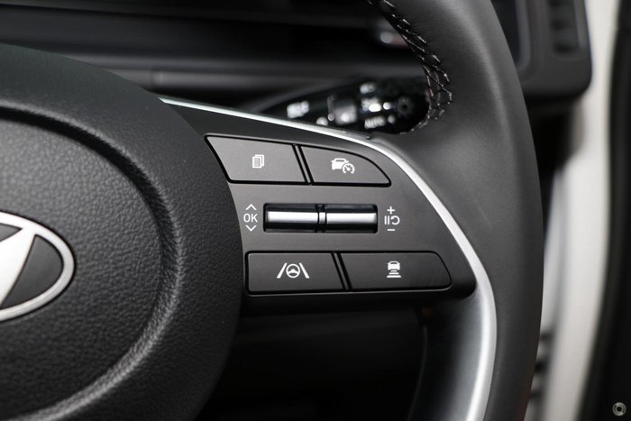 2025 Hyundai STARIA LOAD Premium