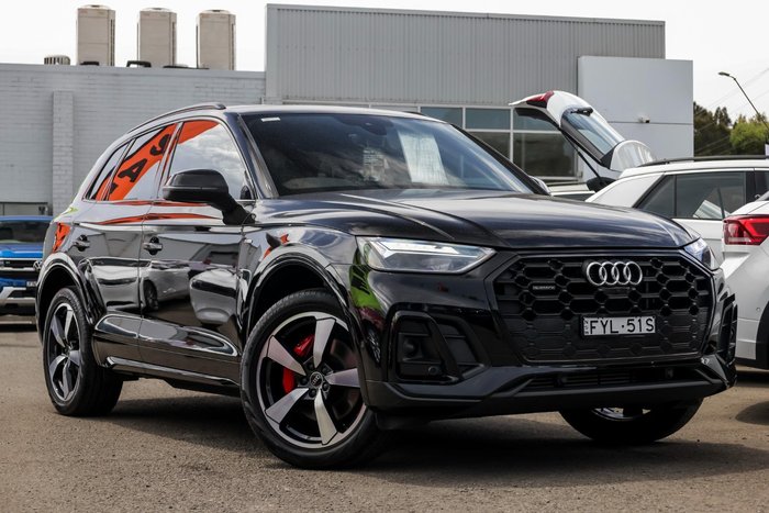 2023 Audi Q5 55 TFSI e S line