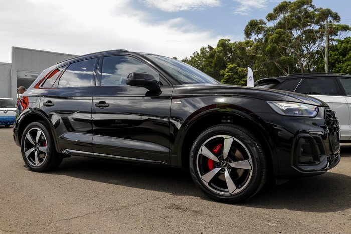 2023 Audi Q5 55 TFSI e S line