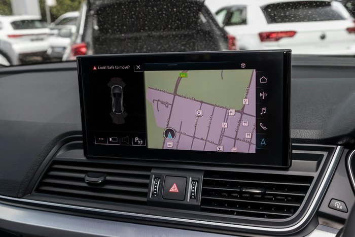 2023 Audi Q5 55 TFSI e S line