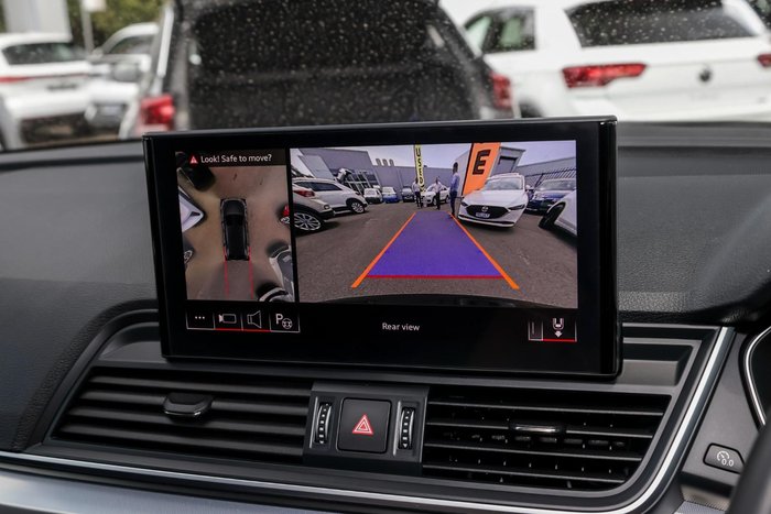 2023 Audi Q5 55 TFSI e S line