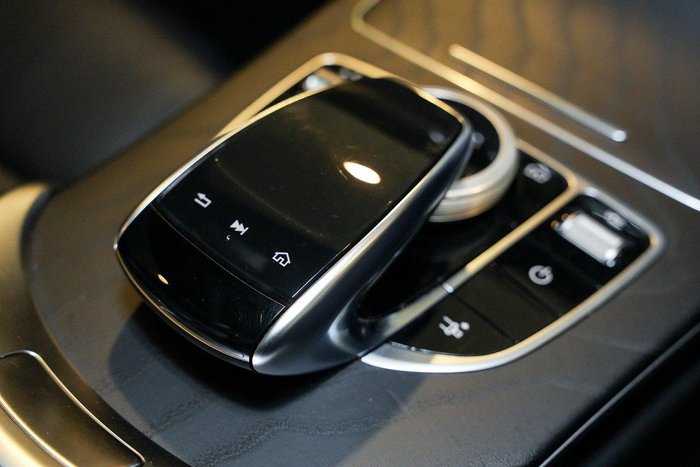 2021 Mercedes-Benz C-Class C200