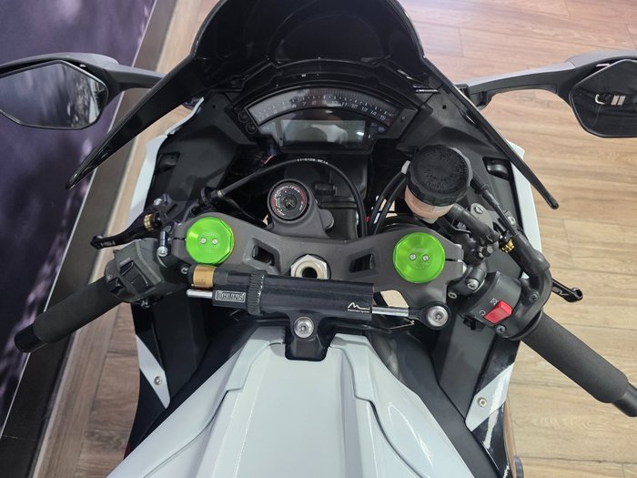 2015 Kawasaki NINJA ZX-10R (ABS) WHITE